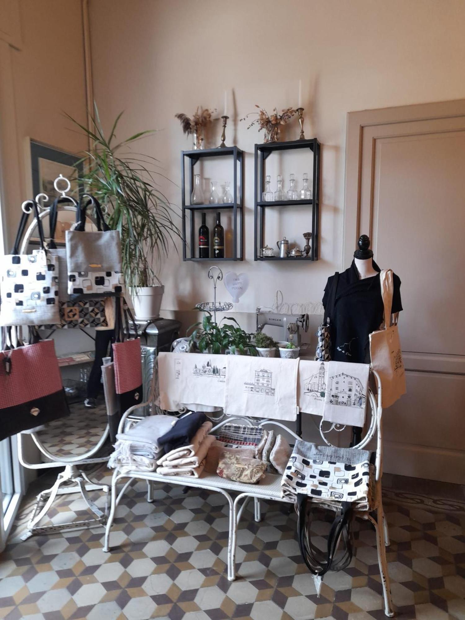Albergo Milano 1920 블레비오 외부 사진