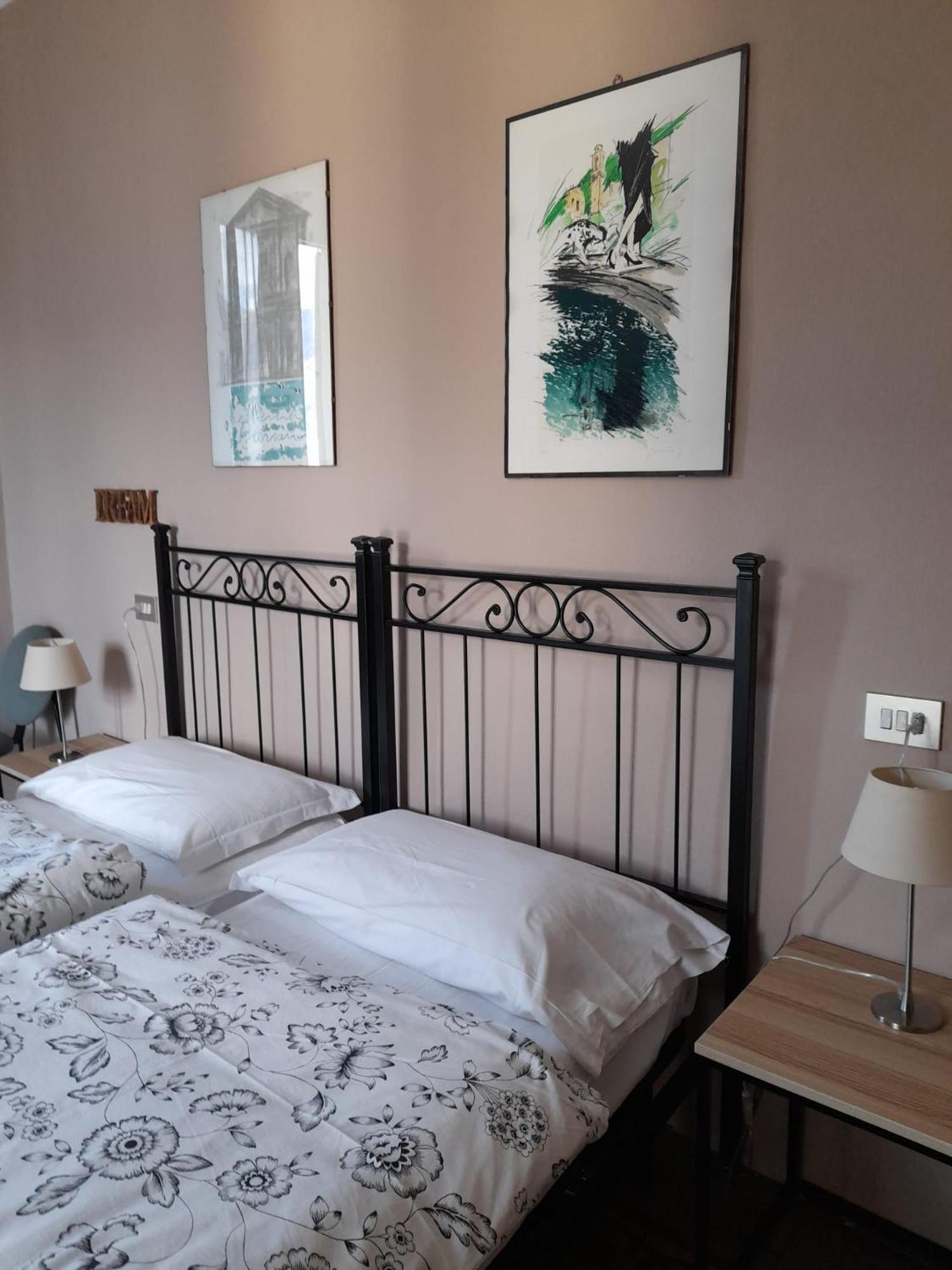 Albergo Milano 1920 블레비오 외부 사진