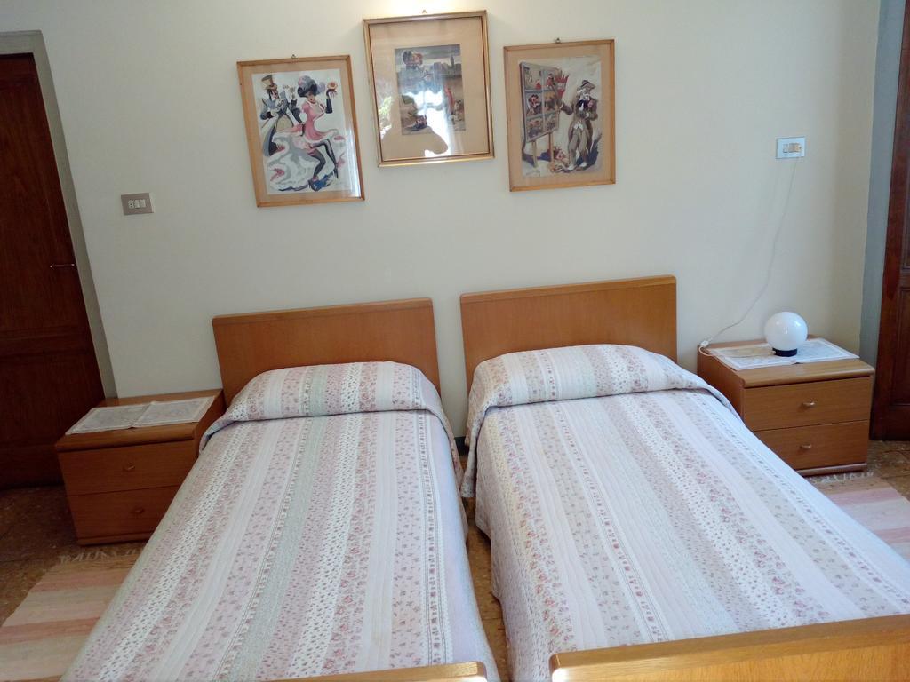 Albergo Milano 1920 블레비오 외부 사진