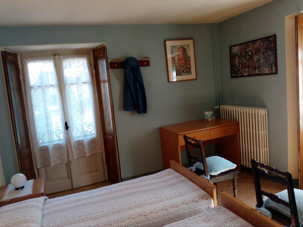 Albergo Milano 1920 블레비오 외부 사진